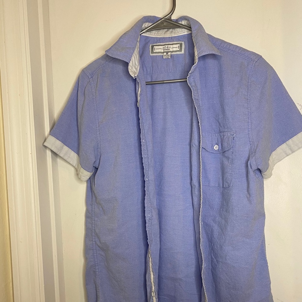 Men’s short sleeve button down